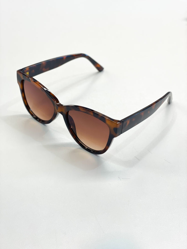 Kai Cat Eye Sunglasses - Tortoise