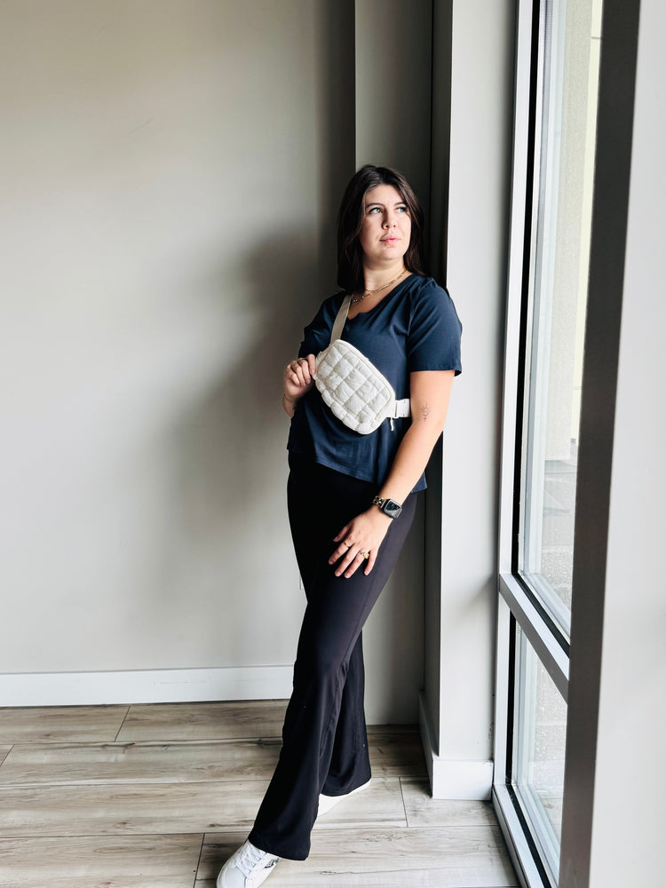 Silas Basic V-Neck Shirt - Navy