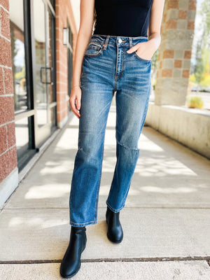 
            
                Load image into Gallery viewer, Lisa Relaxed Straight Leg Denim
            
        