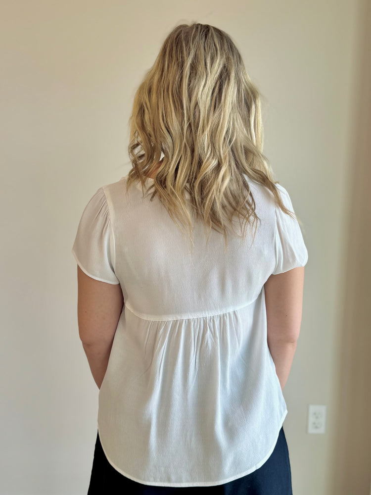 Mable Flowy Cap Sleeve Blouse