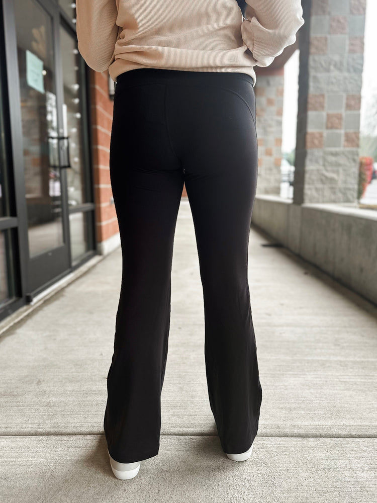 
            
                Load image into Gallery viewer, Butter Soft Flared Leggings- Black
            
        