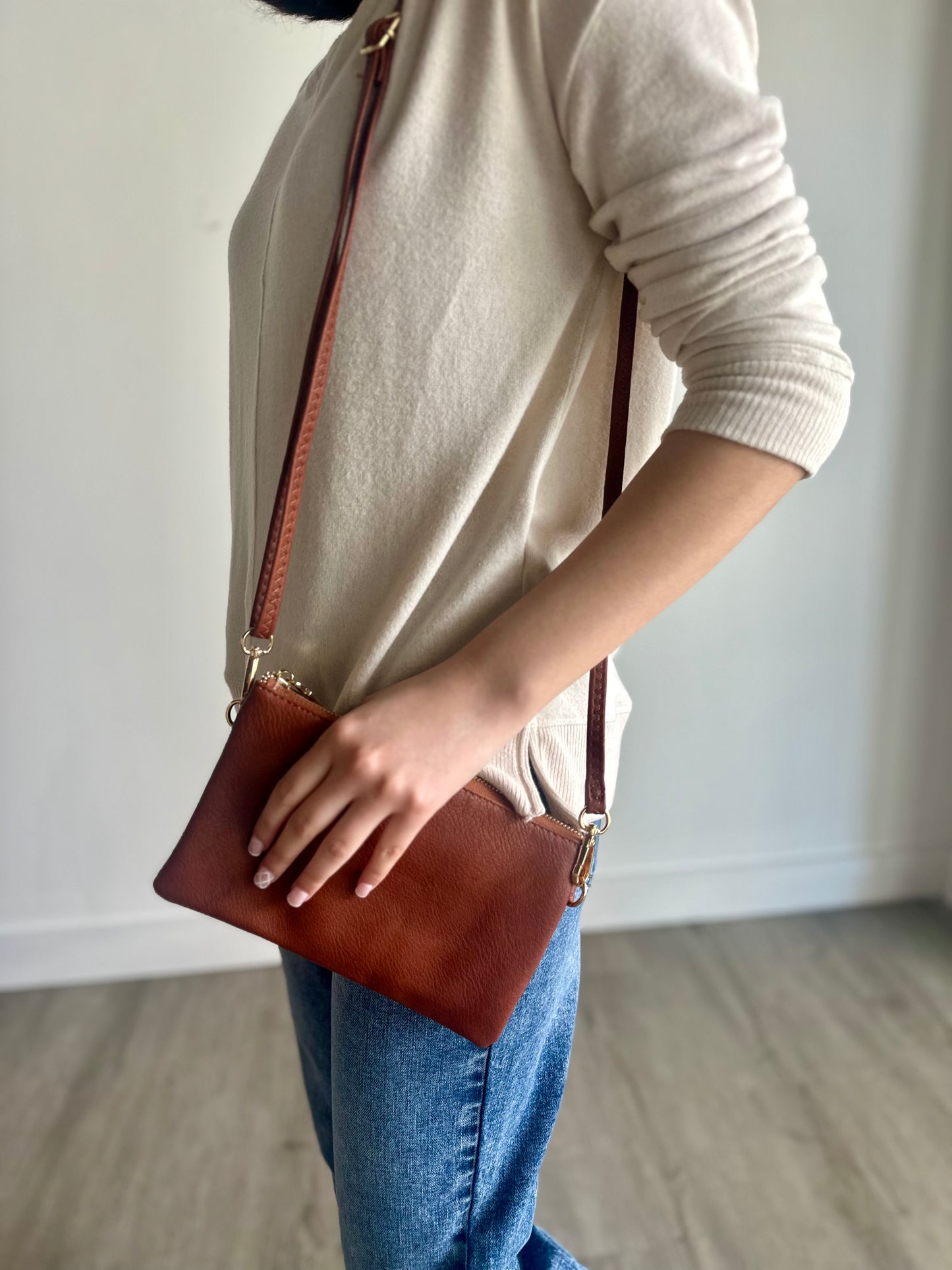 Sedona Purse- Cognac - 27 West