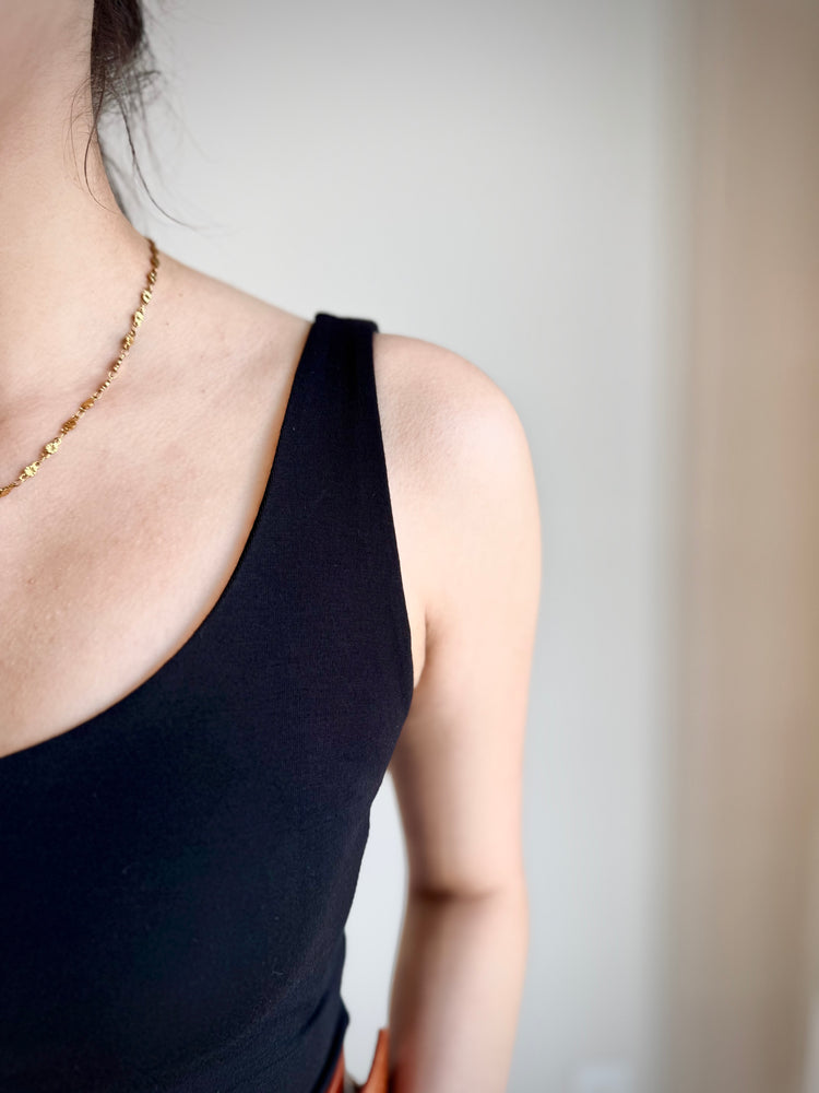 Kyra Scoop Neck Tank Top - Black