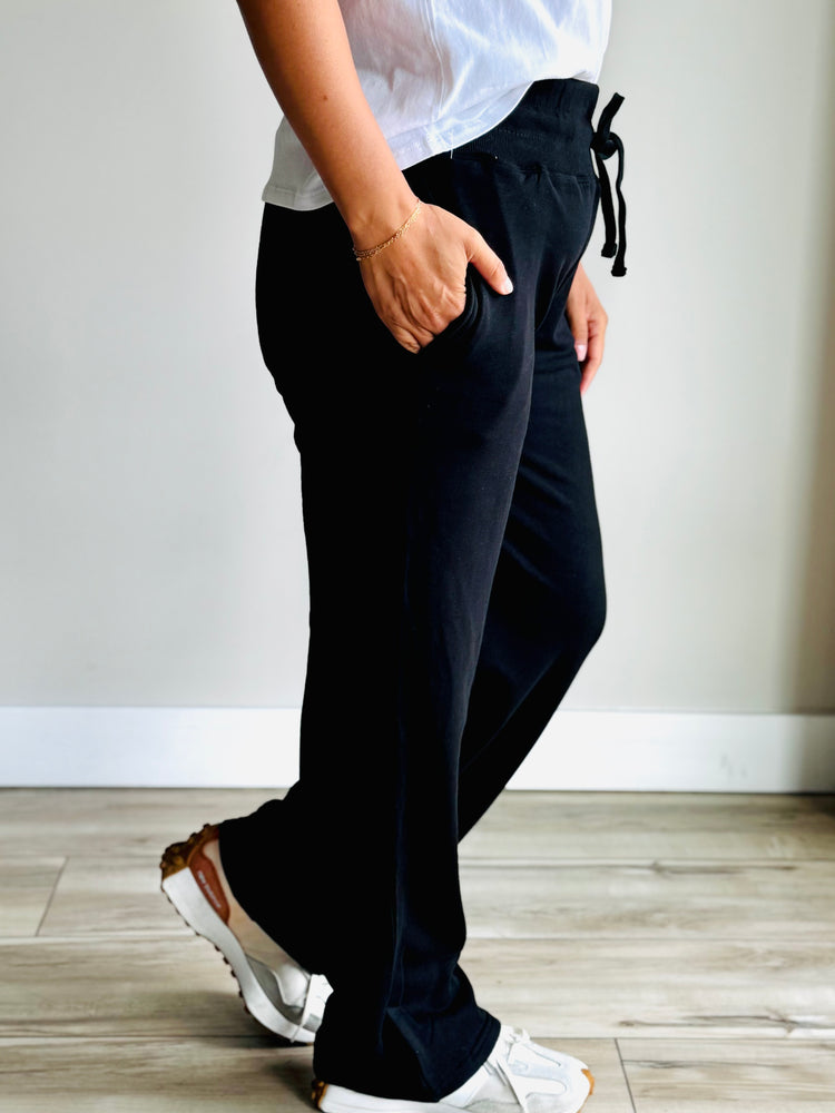 Kylie Tencel Relaxed Pants - Black