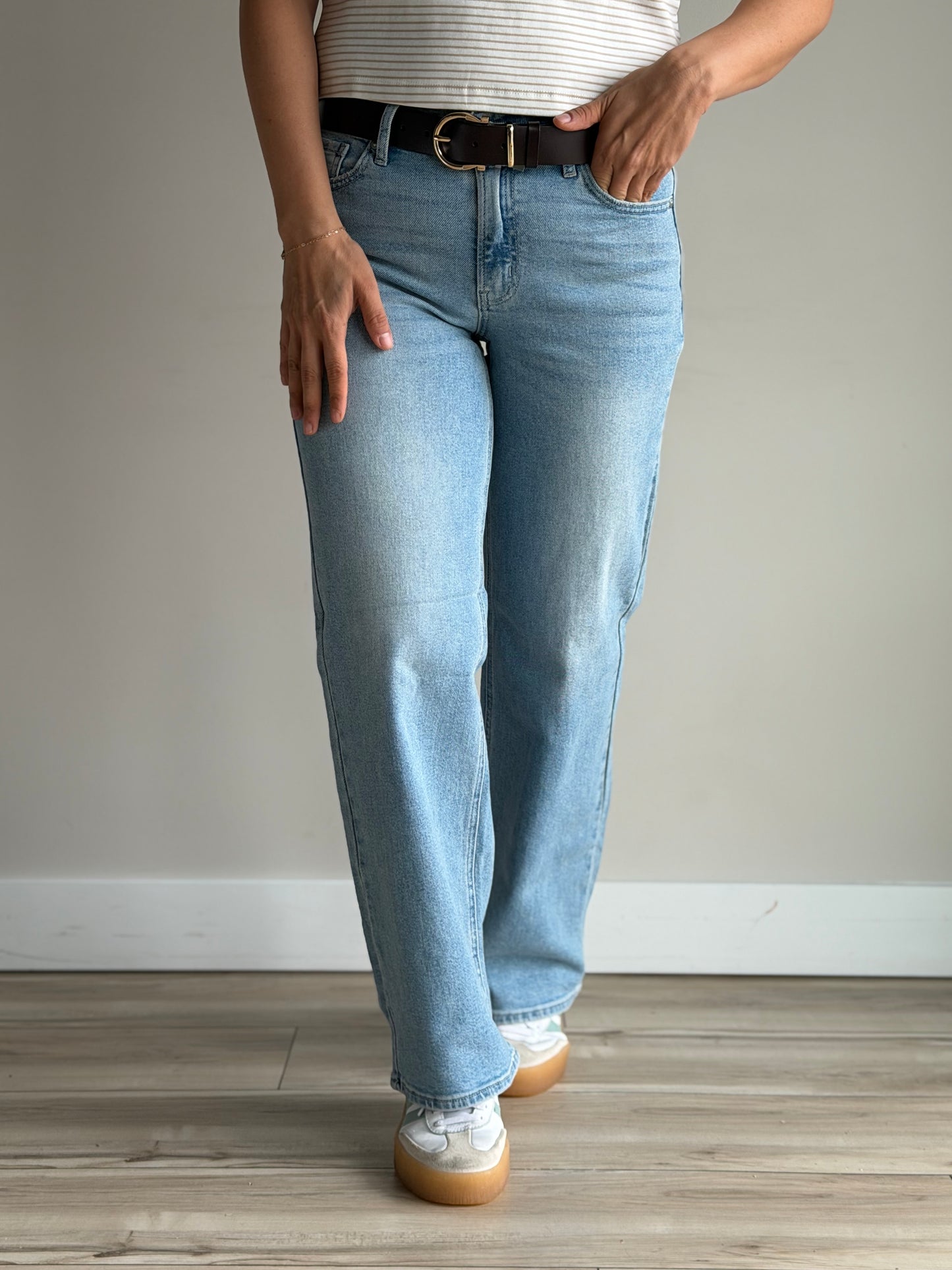 Murphy High Rise Straight Leg Denim - 27 West