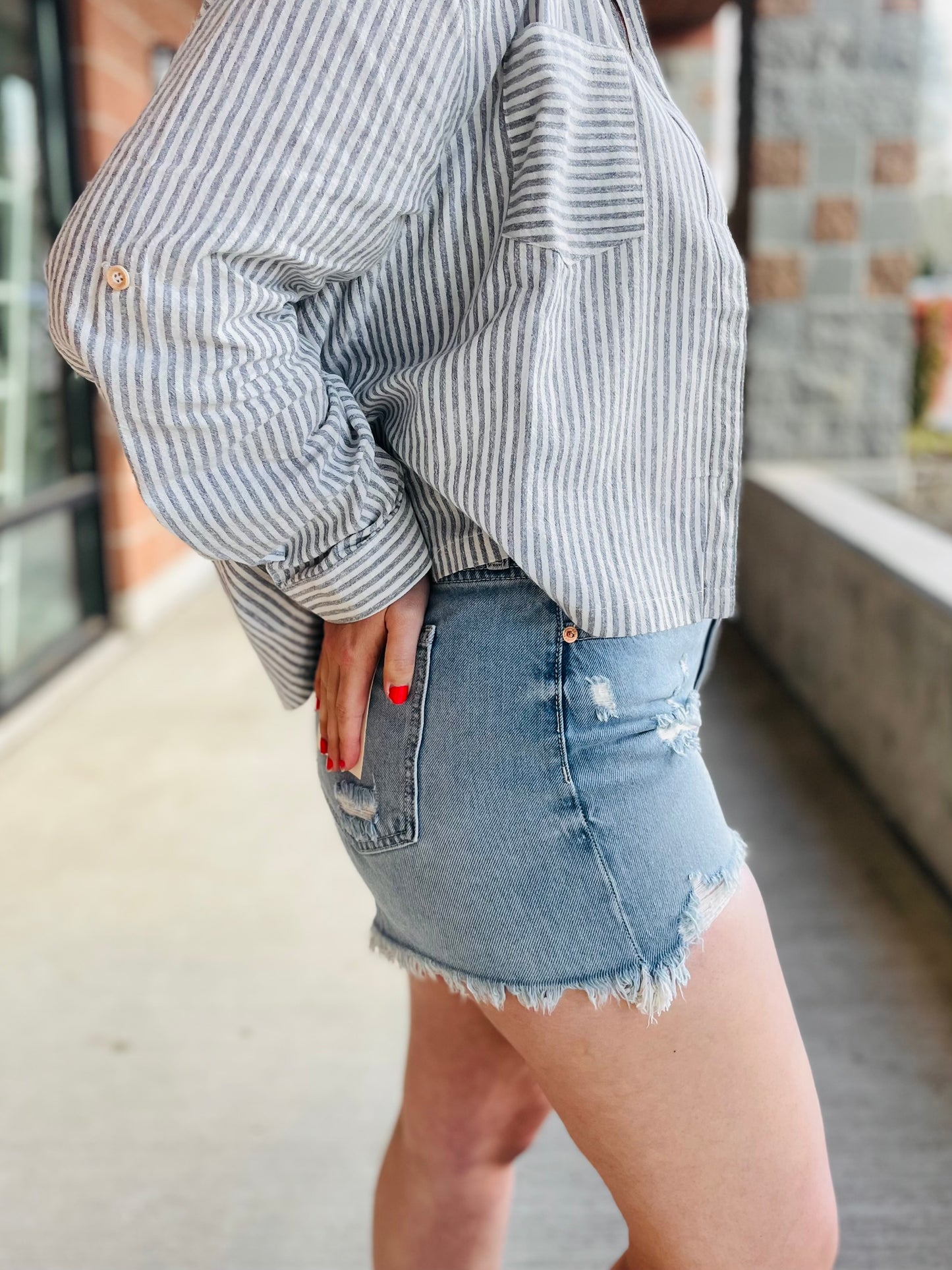 Kristie High Rise Denim Shorts - 27 West