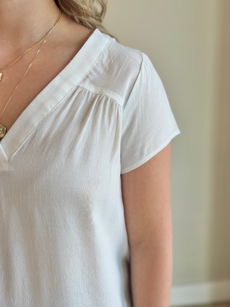 Mable Flowy Cap Sleeve Blouse