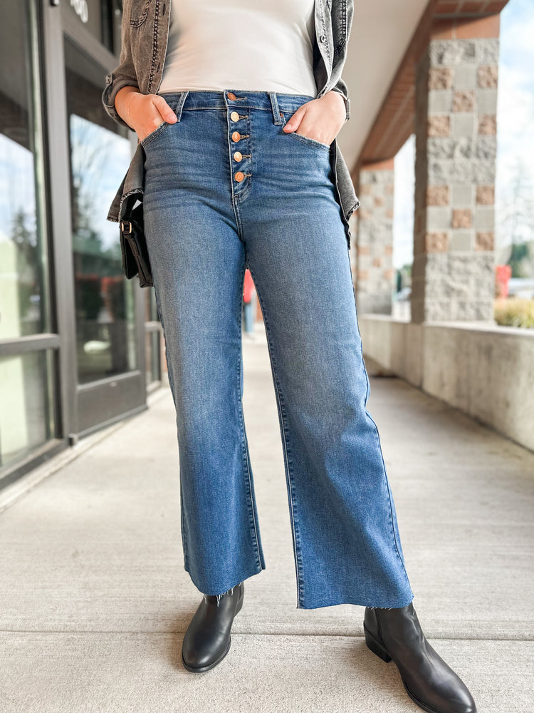 
            
                Load image into Gallery viewer, Courtney Button Up Wide Leg Denim
            
        
