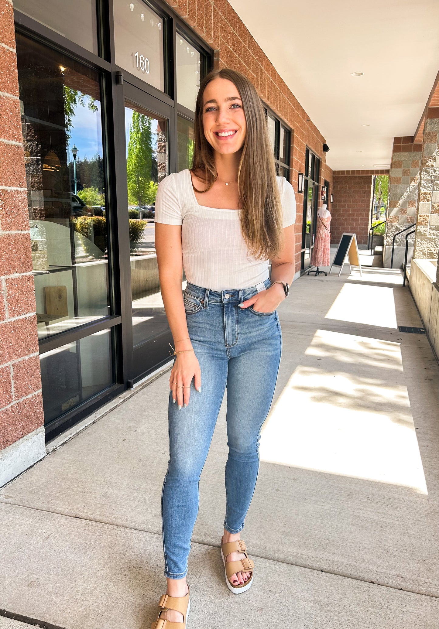 Ariella Short Sleeve Textured Bodysuit- White - 27 West