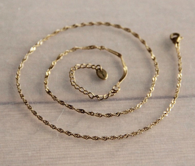 Twisted Chain Necklace - 27 West