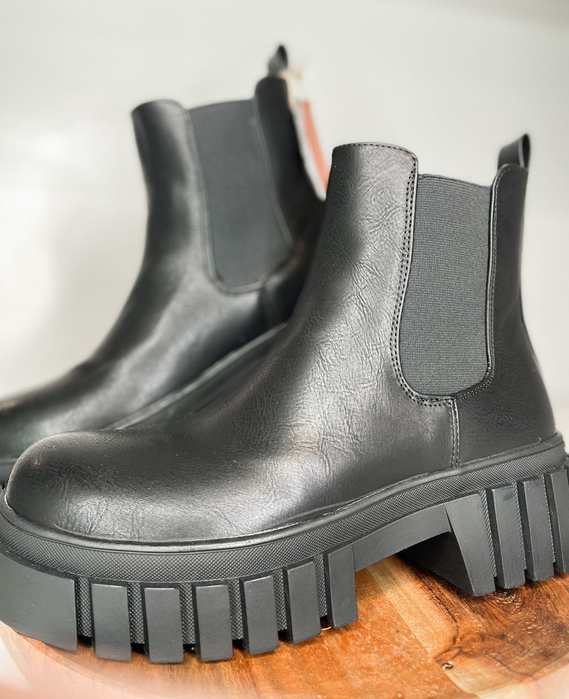 Reeve Chunky Sole Boot