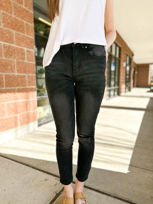 
            
                Load image into Gallery viewer, Jordan Mid-Rise Relaxed Skinny Jeans
            
        